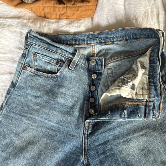 Levi’s 501 skinny ripped jean - Picture 3 of 8